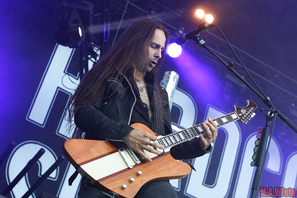 Hardcore_Superstar_05